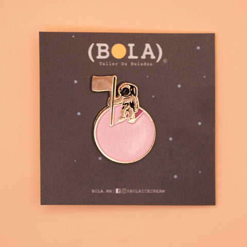 Pin de Astronauta Bola